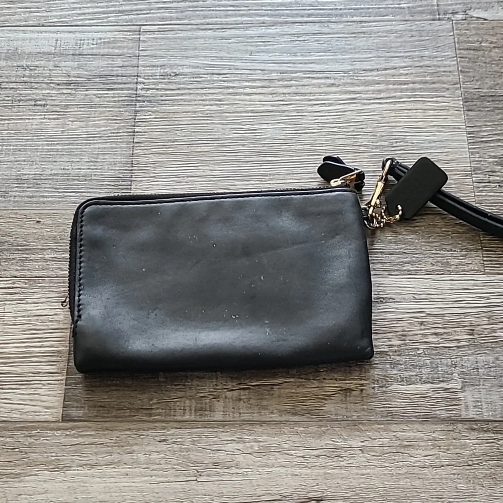Coach check out